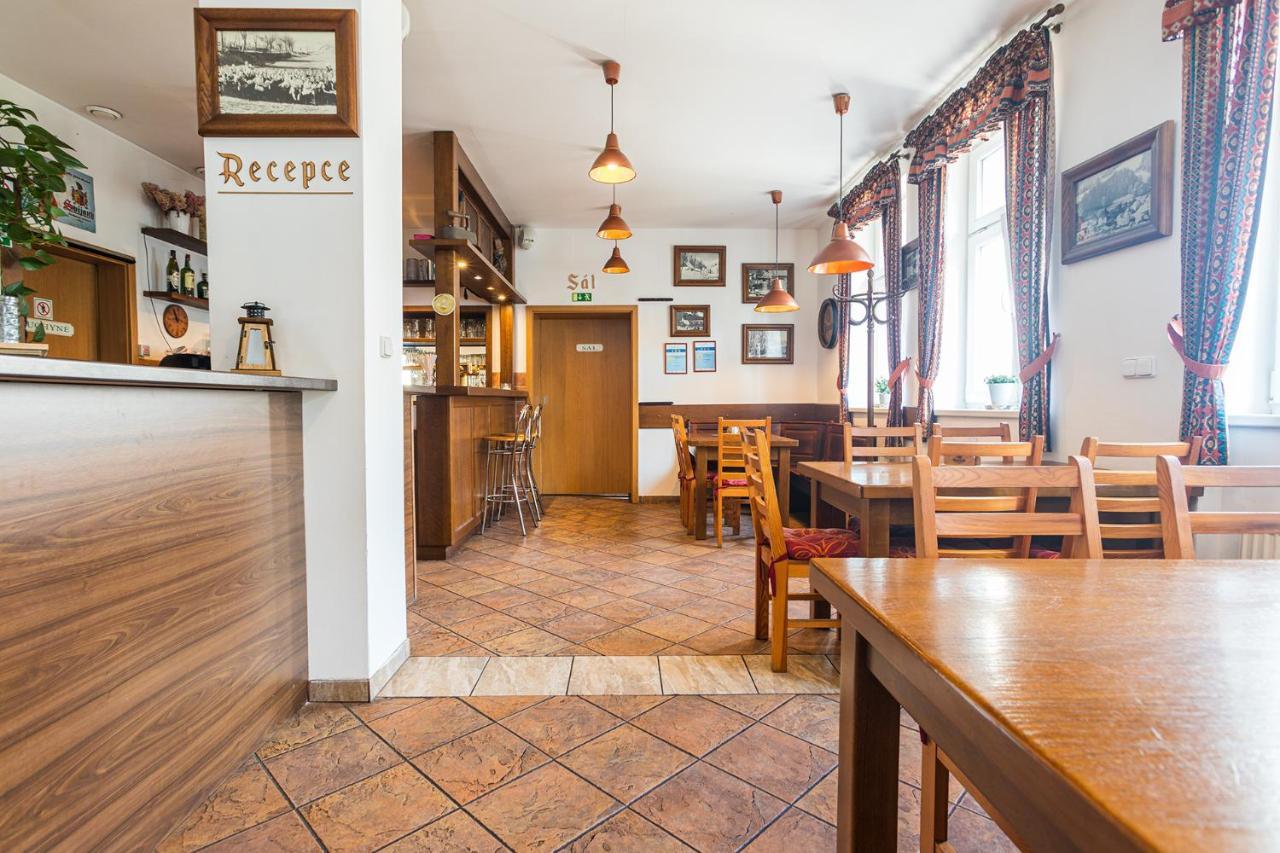 Hotel Seifert Nové Hamry エクステリア 写真
