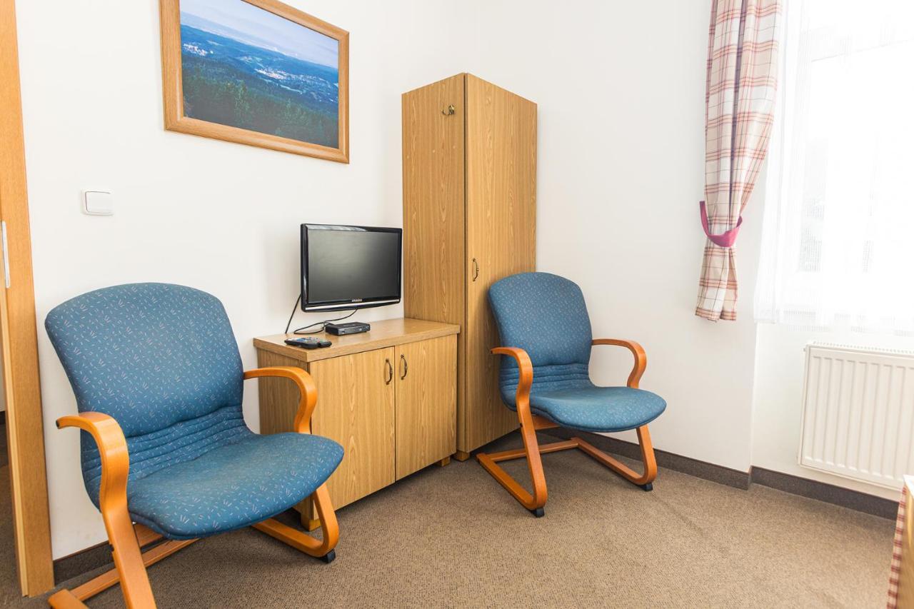 Hotel Seifert Nové Hamry エクステリア 写真