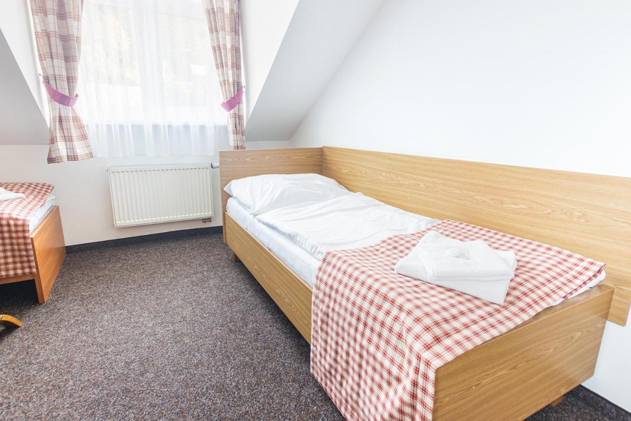 Hotel Seifert Nové Hamry エクステリア 写真